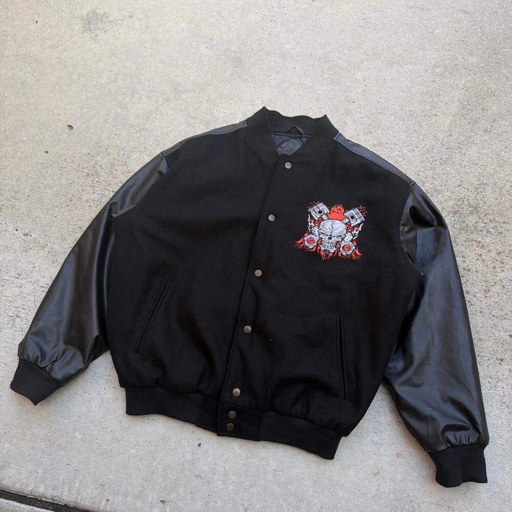 Steve barrys skull and Pistons Varsity Jacket  Size M